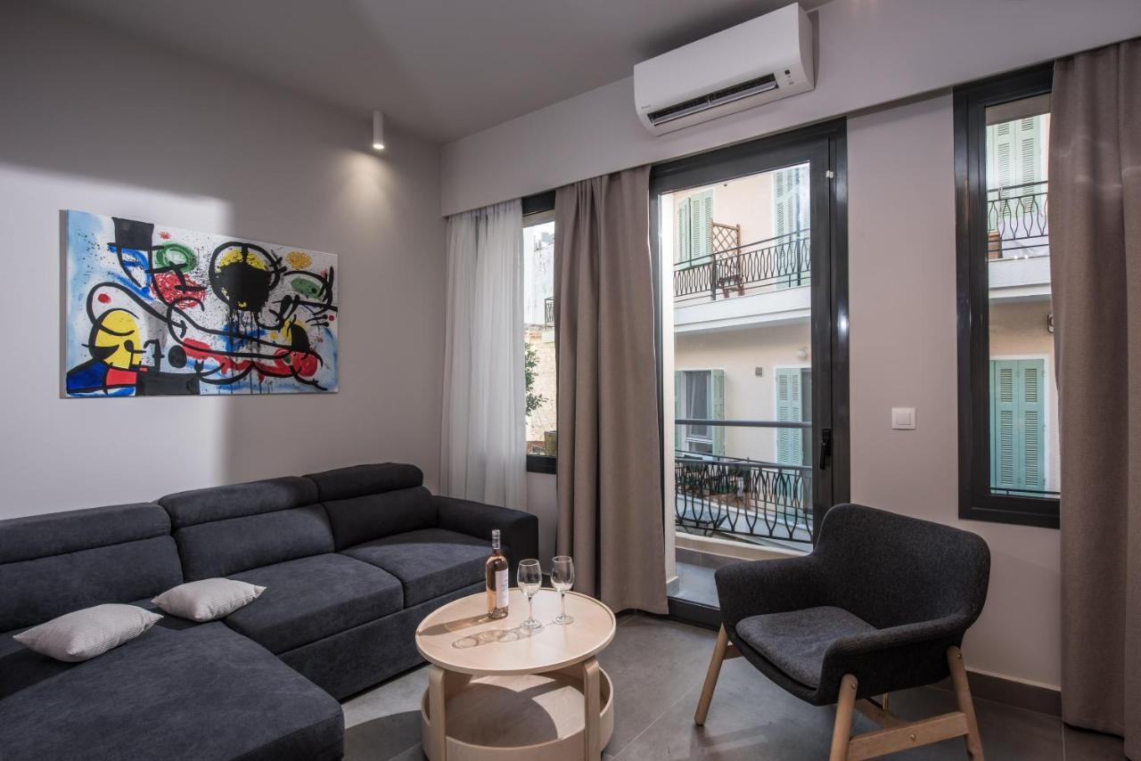 Jacuzzi Suite Piazza Dei Leoni Heraklion  Luaran gambar